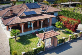 Villa con giardino